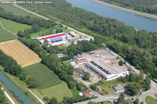 Vue aérienne de l'usine de fabrication de plafond - Barrisol Normalu à Kembs